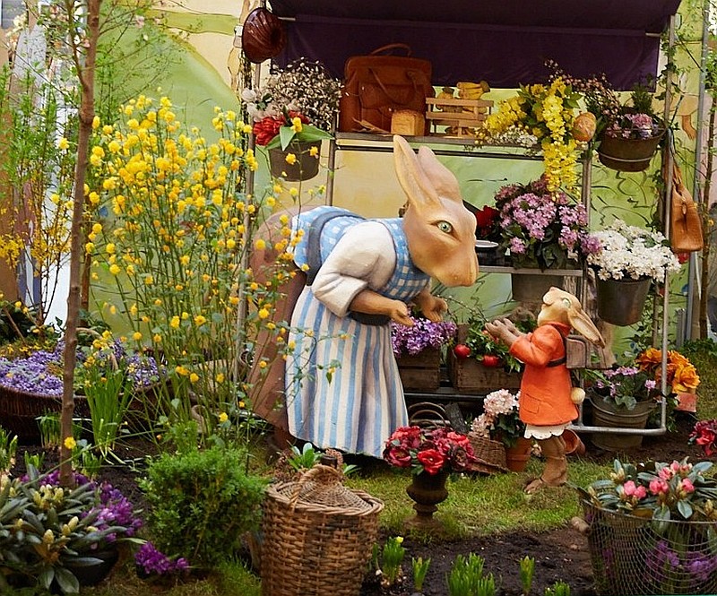 Hasen-Figuren in Anlehnung an den Kinderbuch-Klassiker „Die Häschenschule“ im AEZ (Foto: Anna-Lena Ehlers)