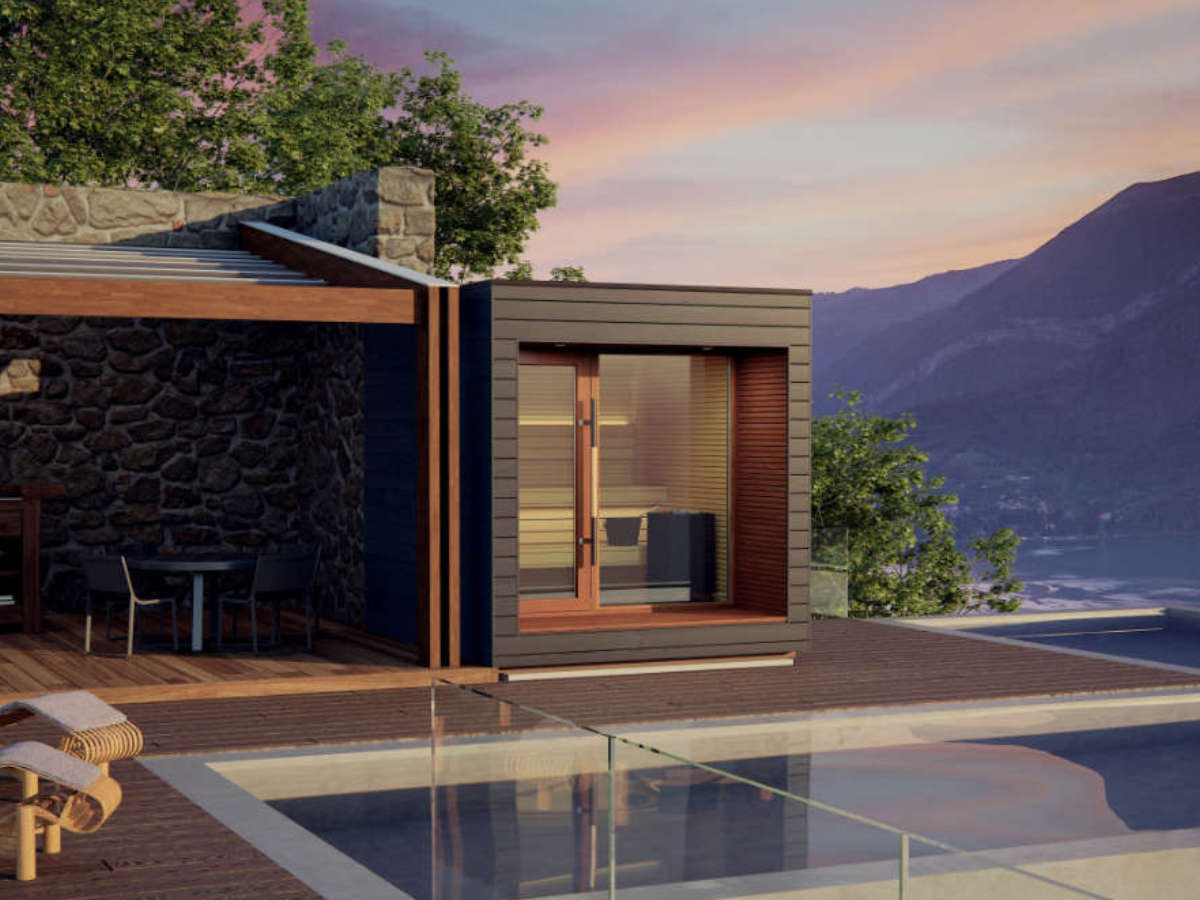Eine Gartensauna ermöglicht stilvolle Wellness in Privatsphäre.