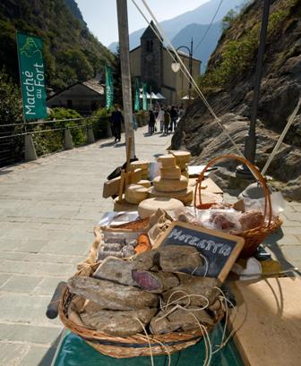 VALLE D'AOSTA-Marché au Fort - Bard © foto Stefano Venturini