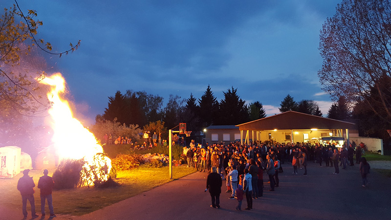 Walpurgisnacht mit Walpurgisfeuer und Live-Musik in Renneritz